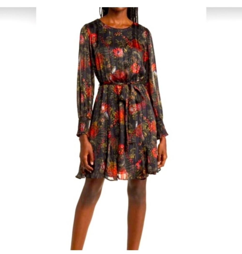 Chelsea28 dress size L